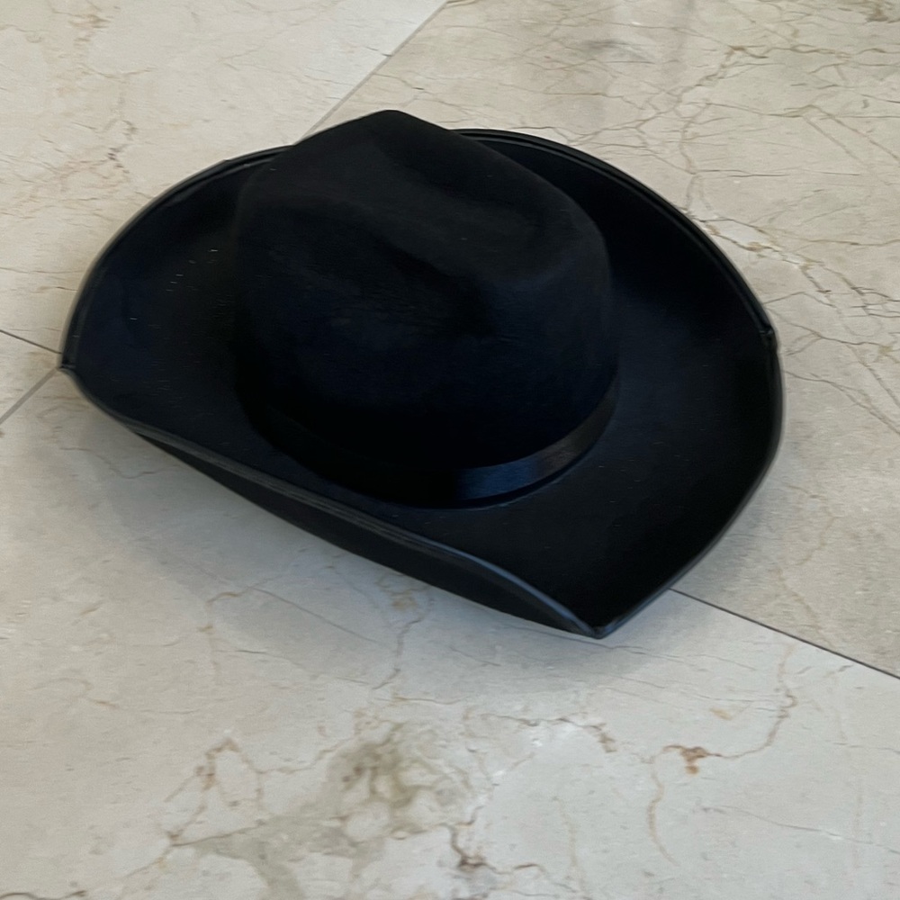 Cowboy hat